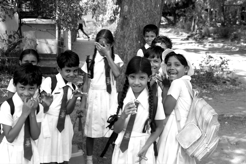 people from sri lanka - school kids_2